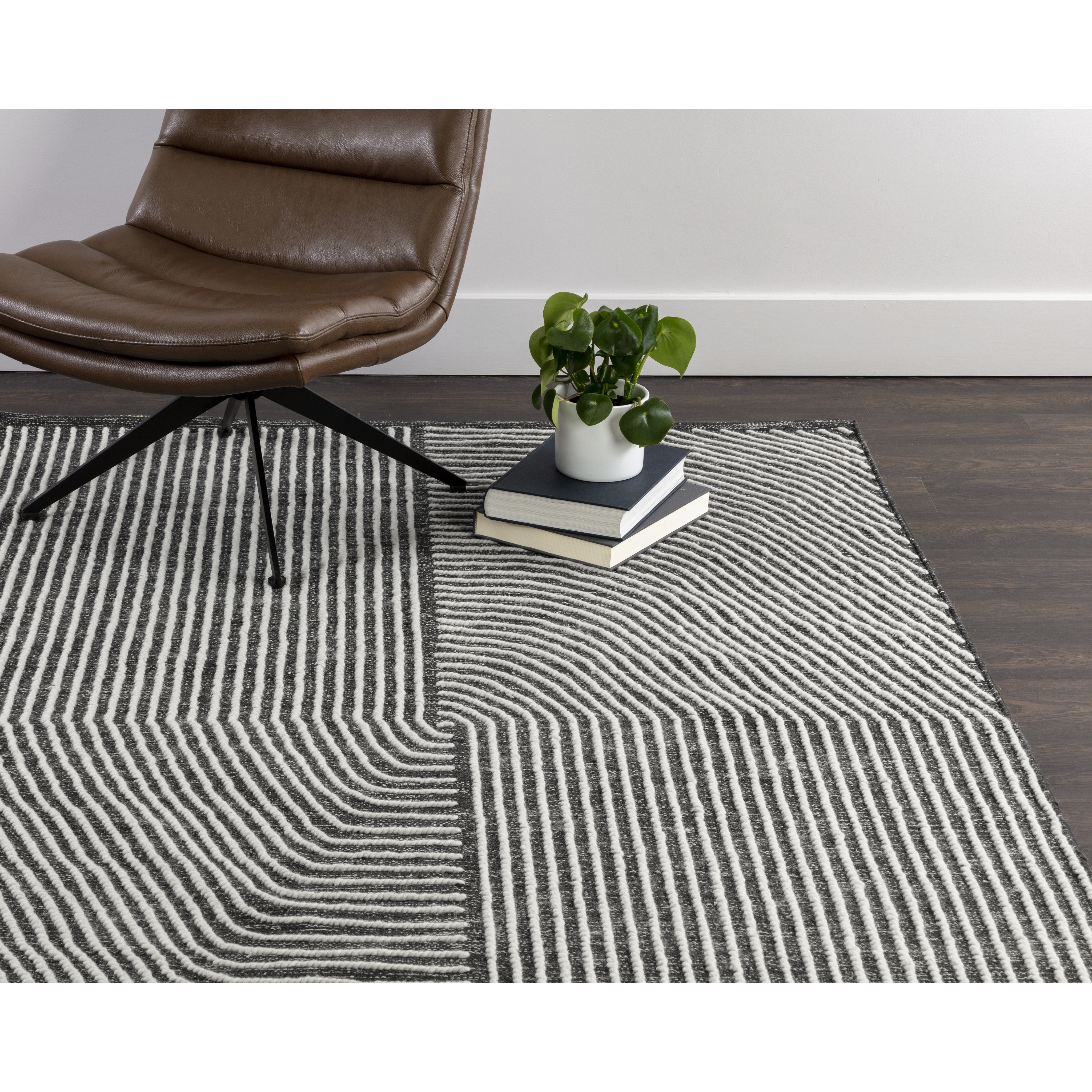 Serene 96 X 60 inch Black / White Indoor Hand-Woven Rug, Hand-Woven